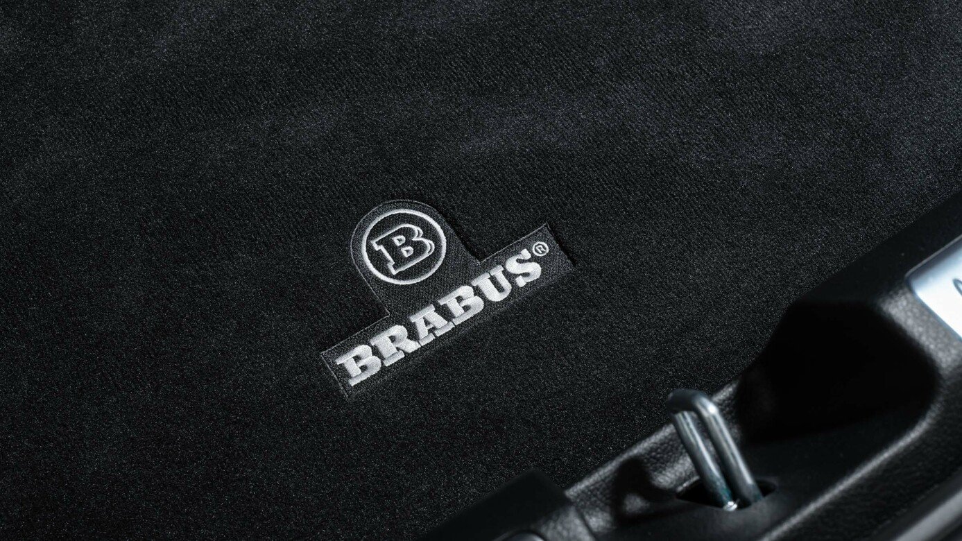 https://www.brabus.com/_Resources/Persistent/2/e/4/8/2e4805b82cf13a115f40f526b82240d19af770da/297-872-00N-1387x780.jpg