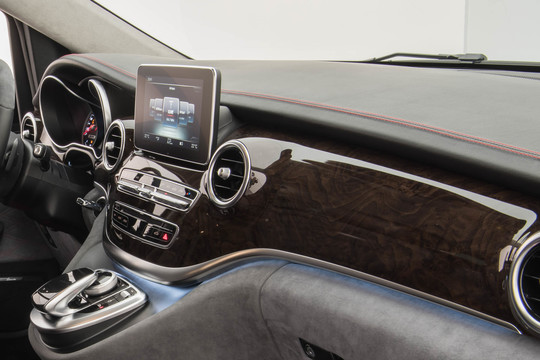 Leather upper section of dashboard