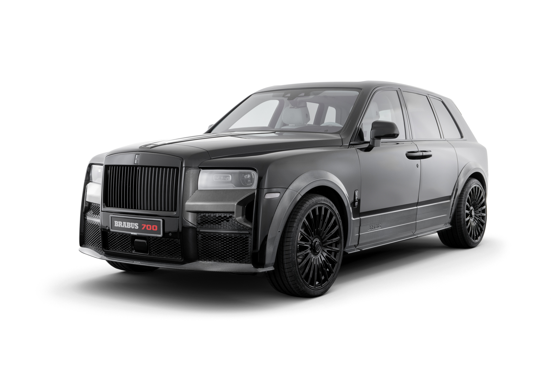 BRABUS%20700%20BLUE%20SKY%20Studio%20klein%20%2839%29.jpg