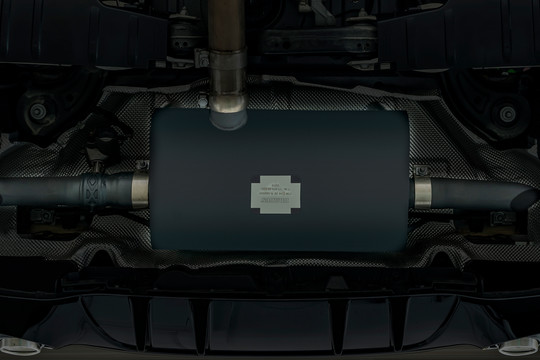 Sport exhaust system with actively controlled flaps