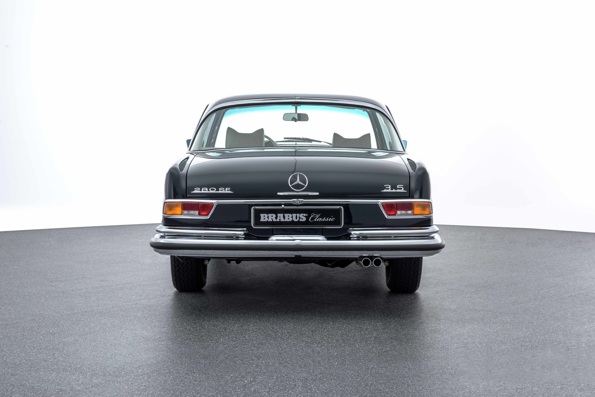 https://www.brabus.com/_Resources/Persistent/4/d/7/4/4d74f4b1af0d22ee97ed7f5ec62f78058fa9c0fb/C4S_018C%20%288%29-1920x1281.jpg?bust=4d74f4b1