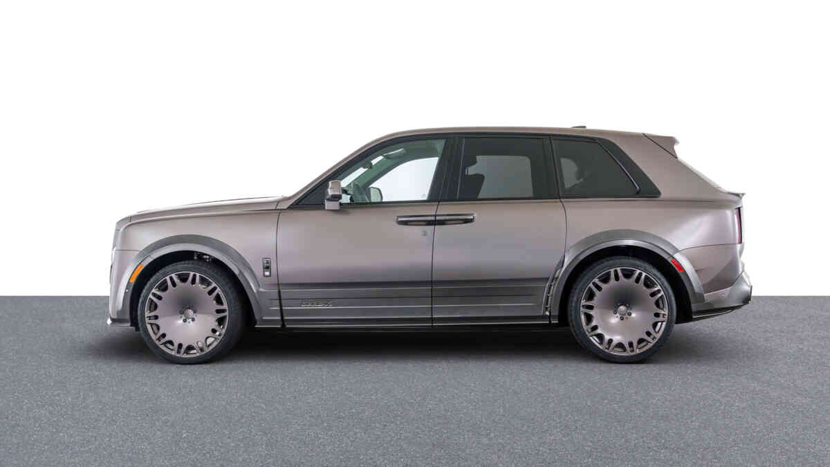 BRABUS 700