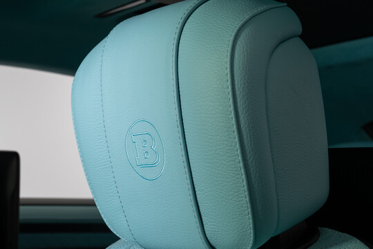 Comfort headrests leather
