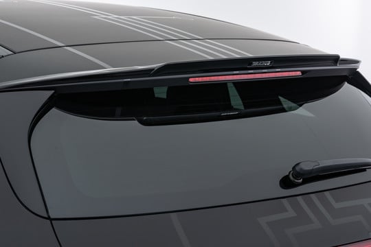 Rear spoiler