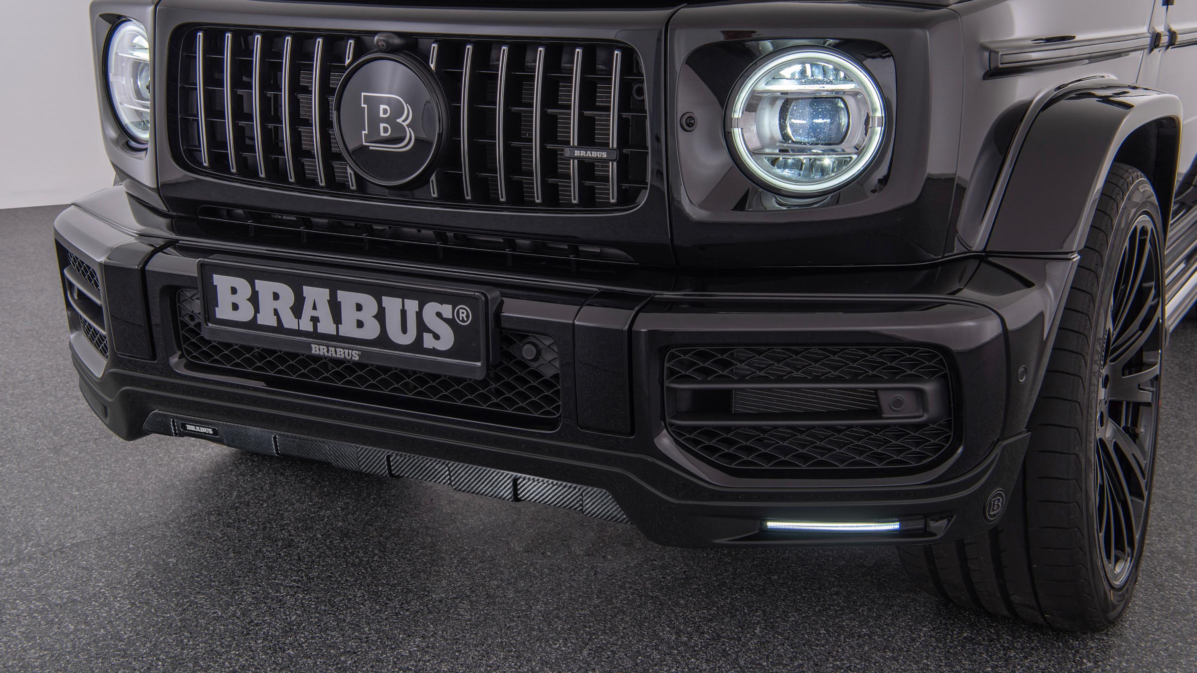 Carbon underride protection matt Mercedes W 463A AMG G 63