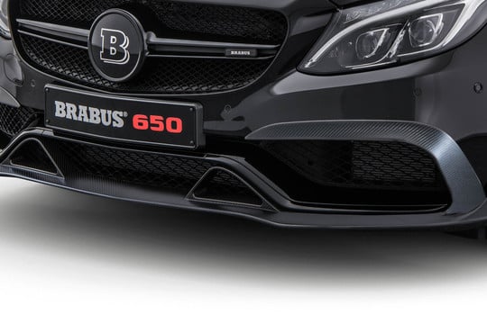 Carbon front spoiler lip