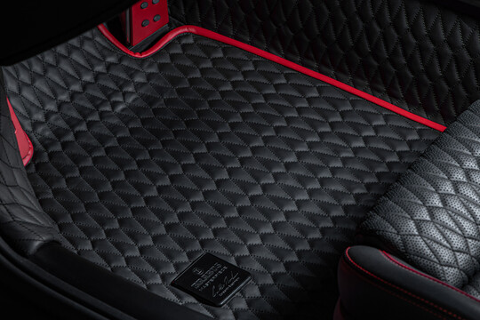 Floor leather quilted