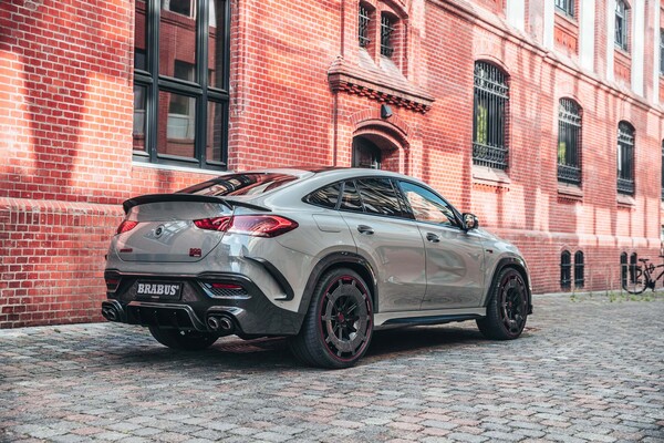 BRABUS%20900%20Rocket%20Edition%20%20%287%29-600x400.jpg